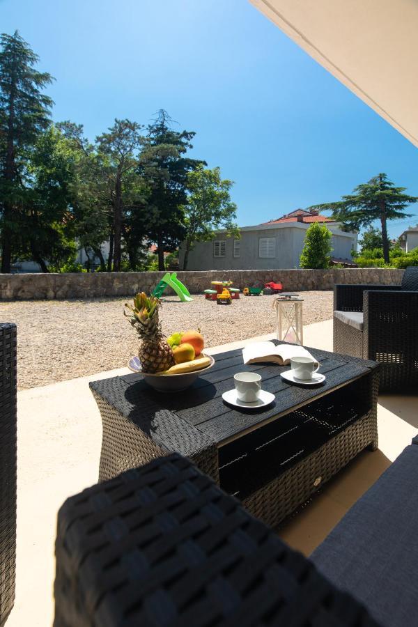 Apartment Lora Crikvenica Zewnętrze zdjęcie